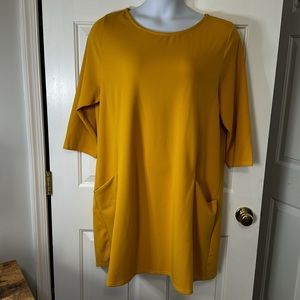 Nina LeonardJewel Neck Three-Quarter Sleeve High Tech Dress